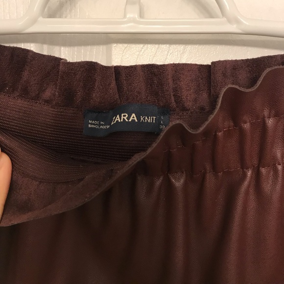 Skirts - Picture 4 of 4